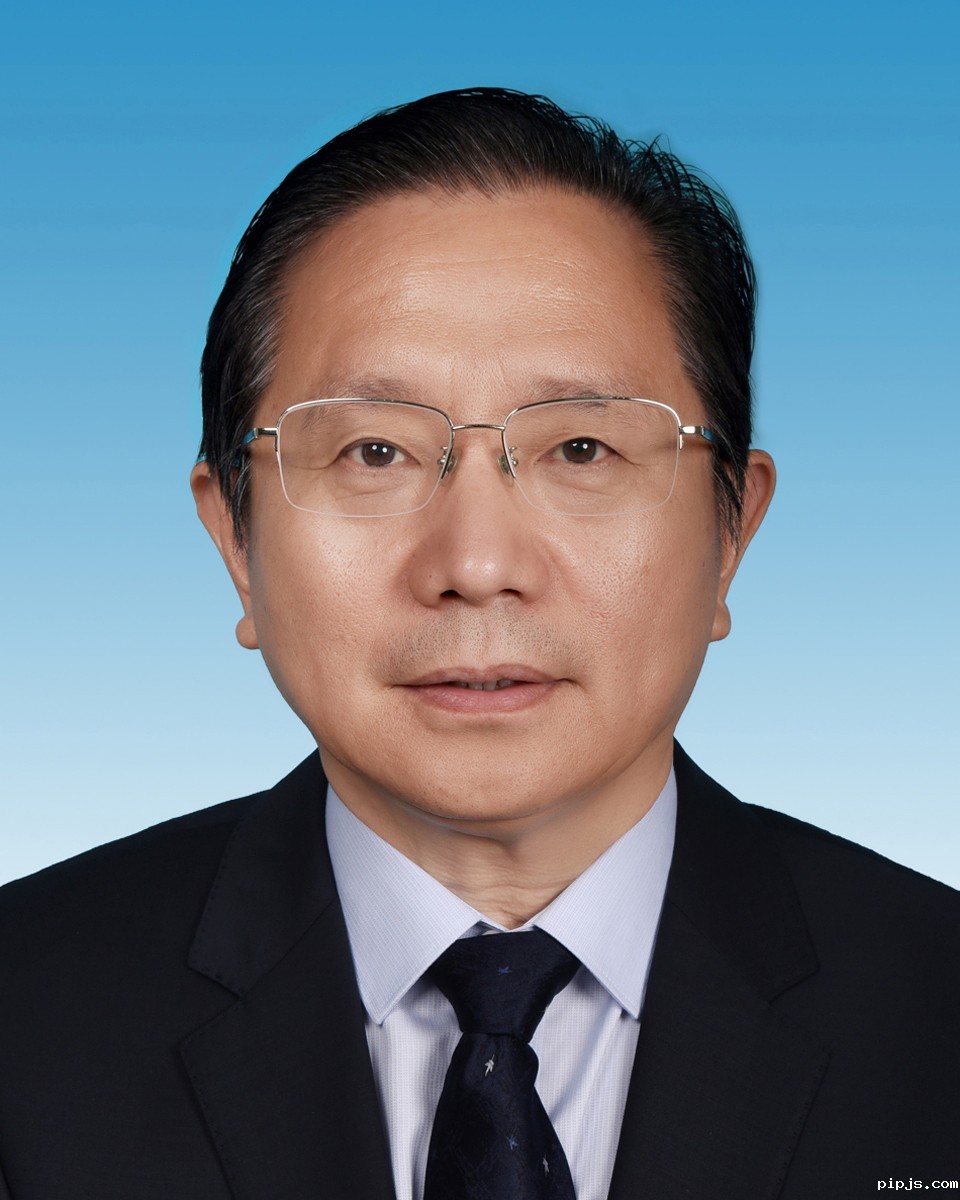 封银曼.jpg
